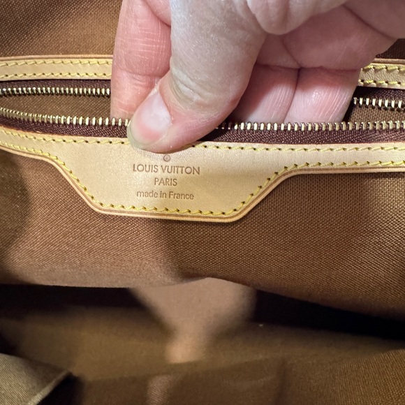 COPY - Louis Vuitton Monogram Horizonal Batignolies - Picture 7 of 14